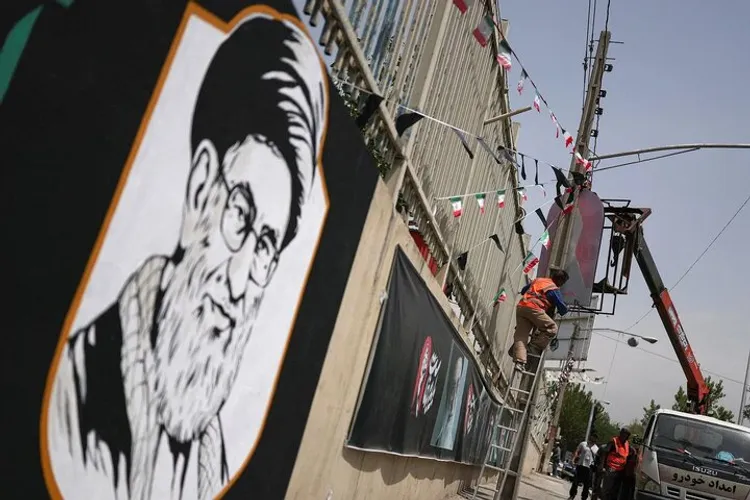 سی‌ان‌ان: بزرگترین مراسم تشییع قرن، پیام قدرتمند ایران به ترامپ و جهان است