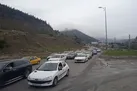ترافیک در جاده‌های مازندران/ احتمال ریزش سنگ از کوه