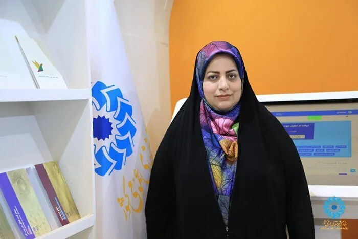 با دلی سوخته برای رئیس جمهور شهید شعر گفتم