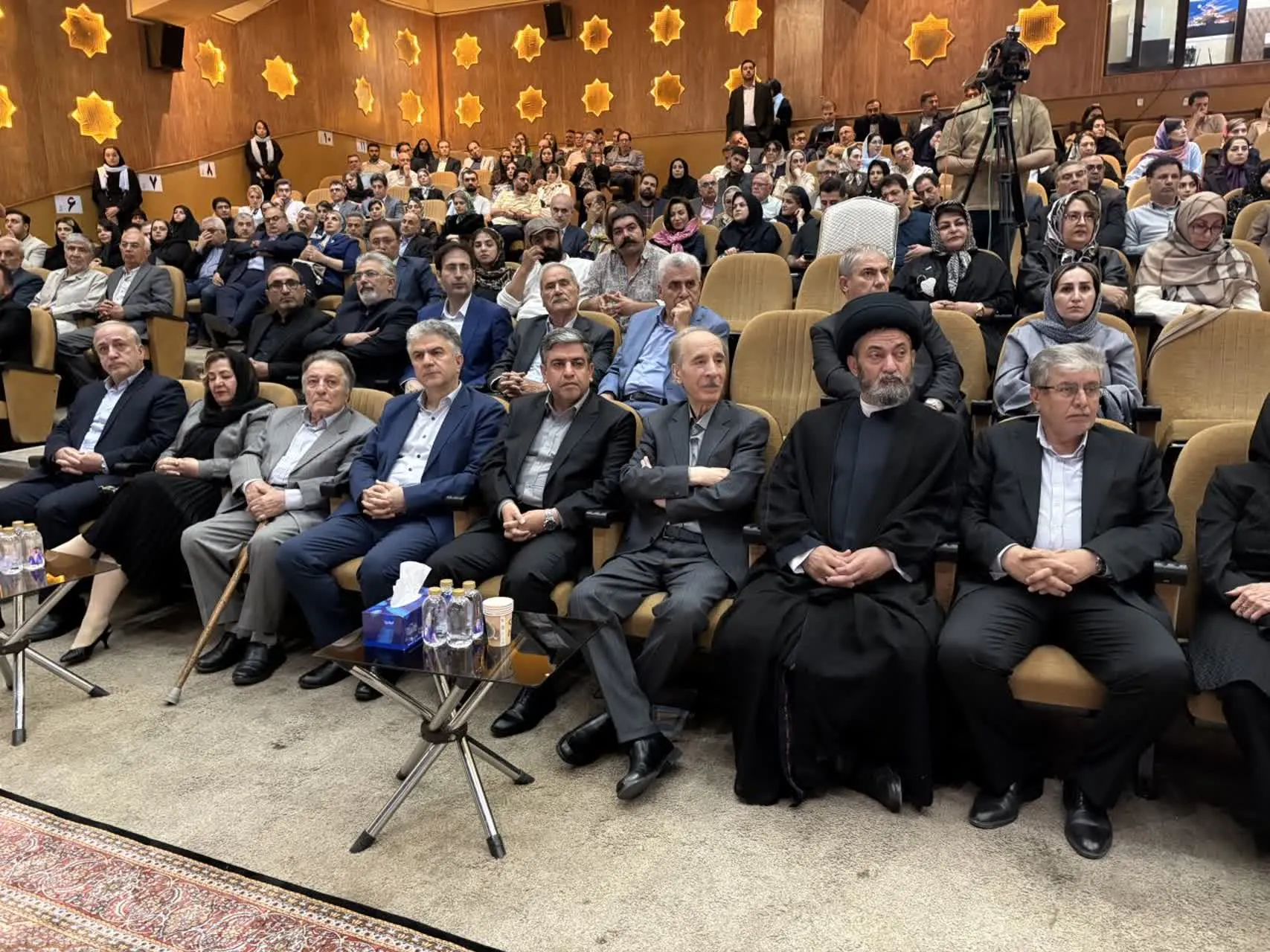 تجلیل از مفاخر سلامت در ویژه‌برنامه «عهد طبیب» اردبیل