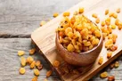 خوردن یک مشت کشمش در روز چه تاثیری برای بدن دارد؟