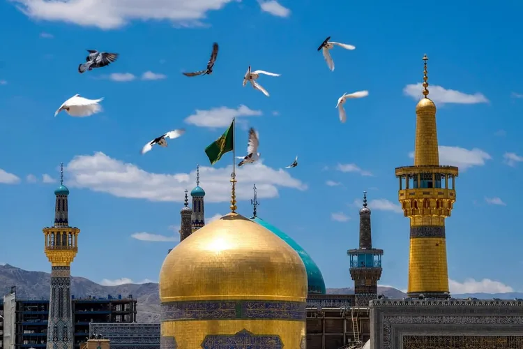 دیالکتیک قدرت و امامت؛ واکاوی استراتژیک سبک حیات سیاسی امام رضا (ع) در مواجهه با مهندسی سیاسی مأمون