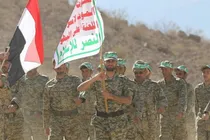 انصارالله یمن پس از حمله عربستان به فرودگاه صنعا: ریاض گور خود را با دستانش کند