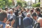 احمدی نژاد برای ثبت‌نام به وزارت کشور رفت