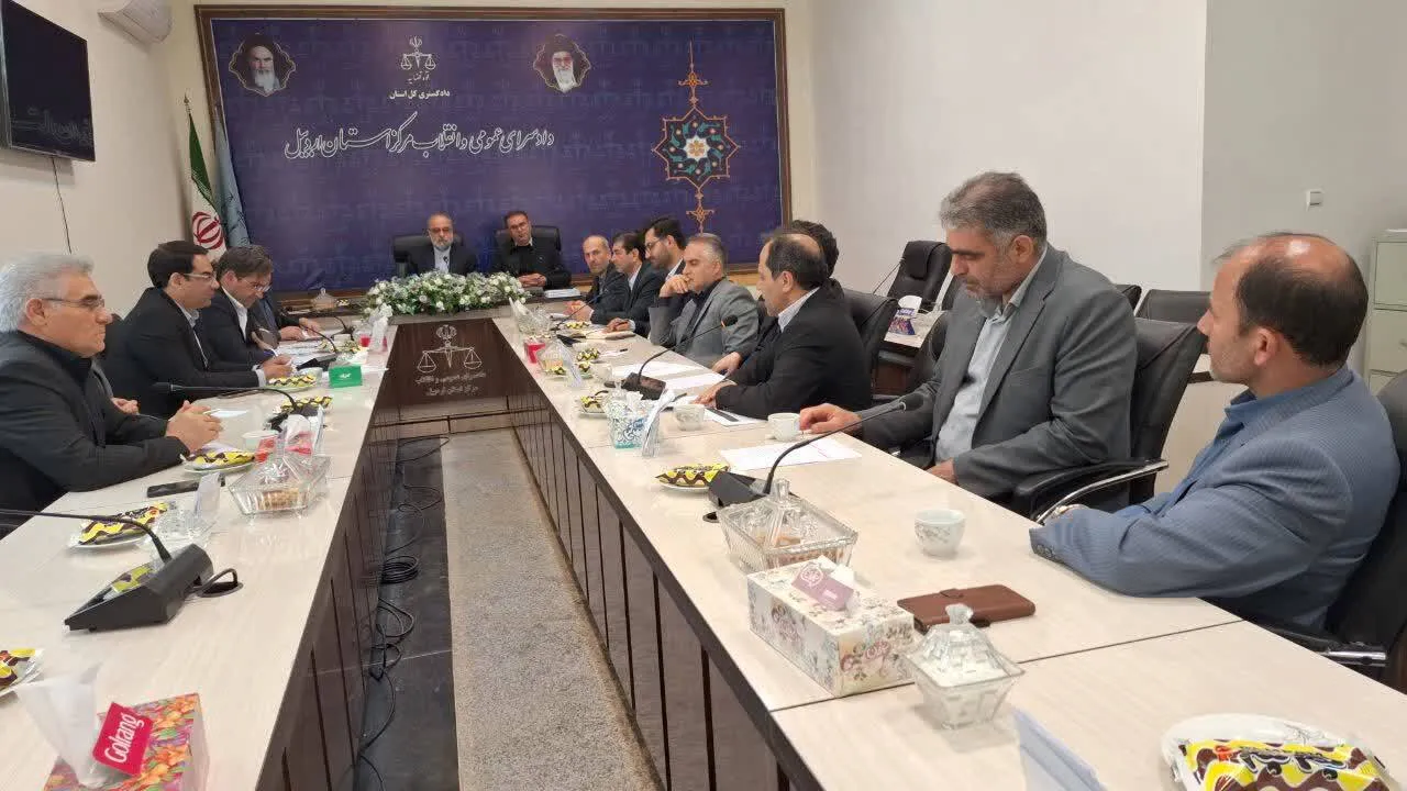 با بسترهای گران‌سازی کالاها برخورد شود