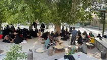 آماده‌سازی پخت ۱۰ هزار قرص نان برای زوار اربعین
