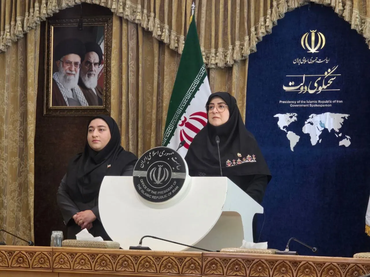 هنوز درباره افزایش قیمت بنزین جمع‌بندی نشده است/ کالا برگ قطعا افزایش می‌یابد