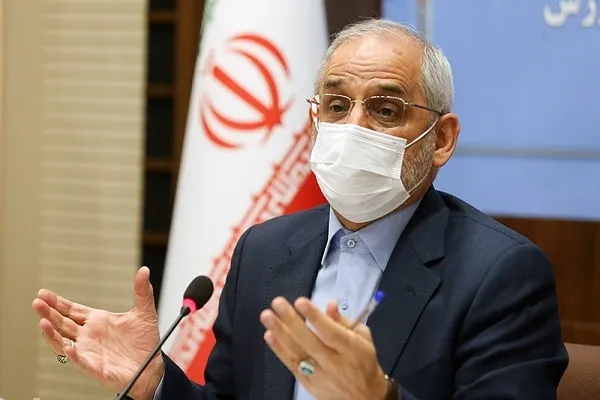 معلمان تا پایان مرداد واکسینه می‌شوند