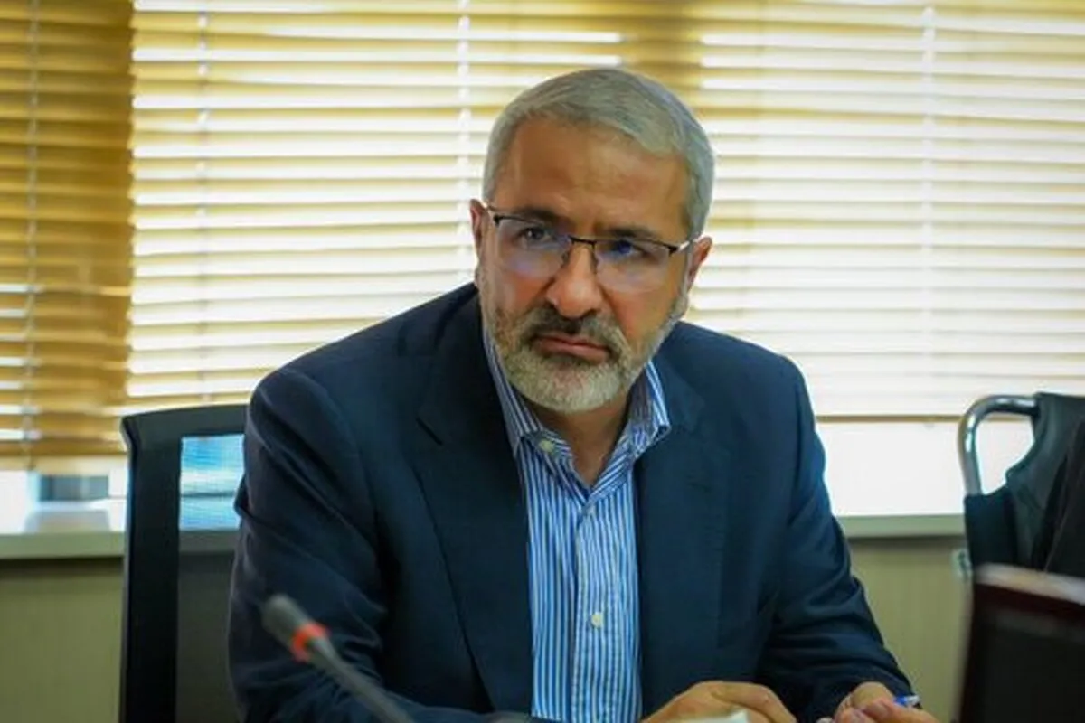 ساخت‌وساز غیرمجاز خط قرمز مدیریت شهری است