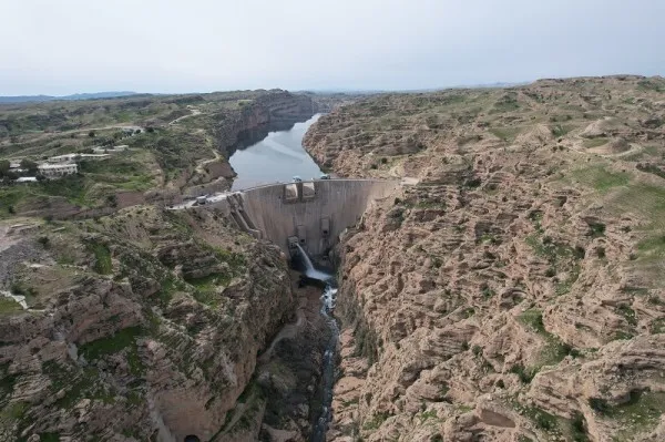 آغاز دوره جدید آبیاری اراضی زراعی شبکه آبیاری شبانکاره