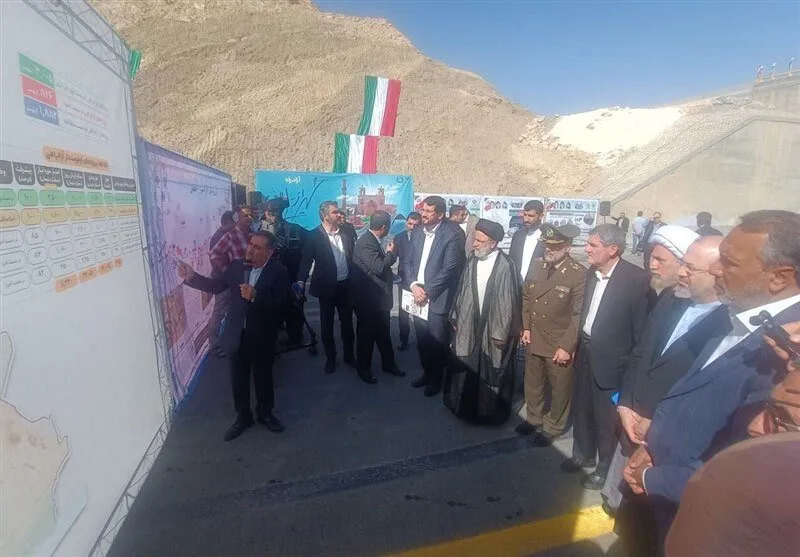 افتتاح آزادراه ۲۵ هزار میلیارد تومانی شیراز-اصفهان