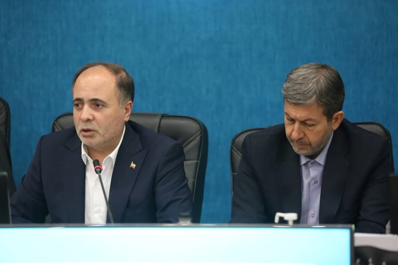 دیدار وزیر جهاد کشاورزی با مسئولان، نمایندگان مجلس و کشاورزان در اصفهان