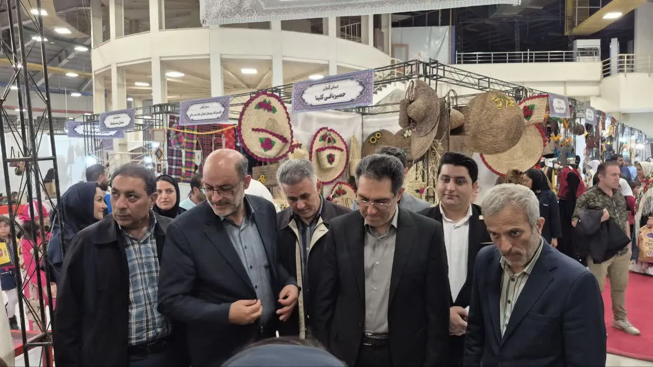 صنایع‌دستی هویت و شناسنامه فرهنگی ماست
