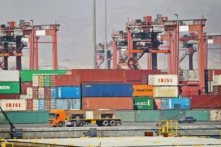 می‌خواهیم گمرک الکترونیک راه‌اندازی کنیم