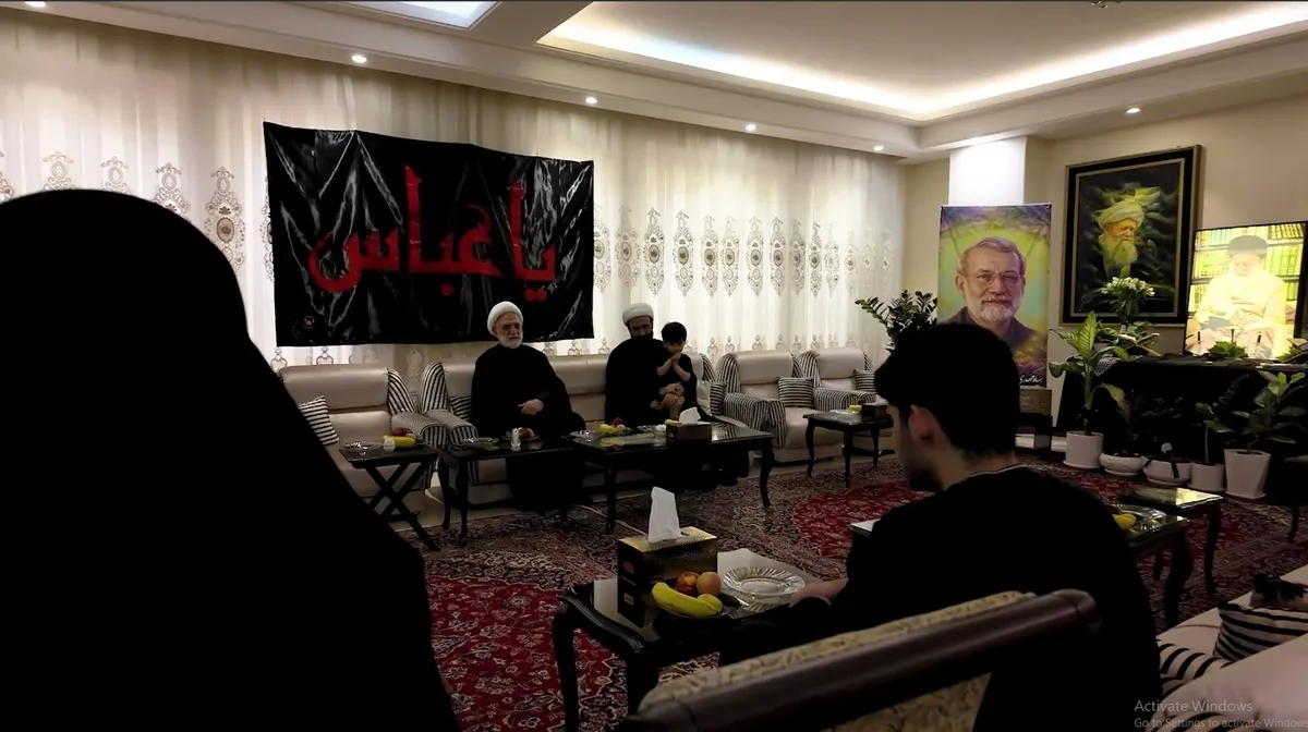 حضور رئیس قوه قضاییه در منزل شهید علی لاریجانی و دیدار با اعضای خانواده ایشان