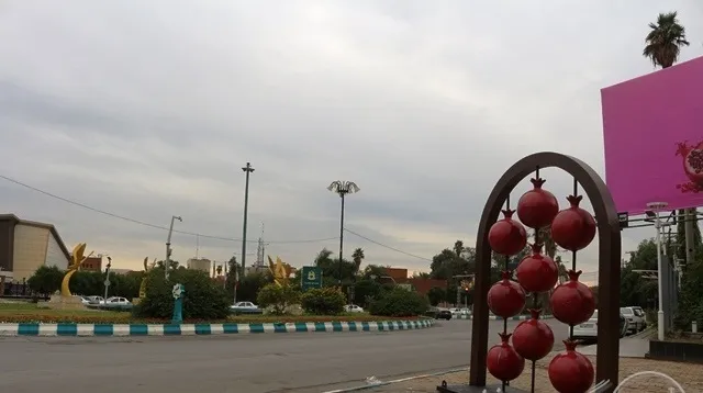 آغاز نصب المان‌های یلدایی در سطح مناطق شهرداری اهواز