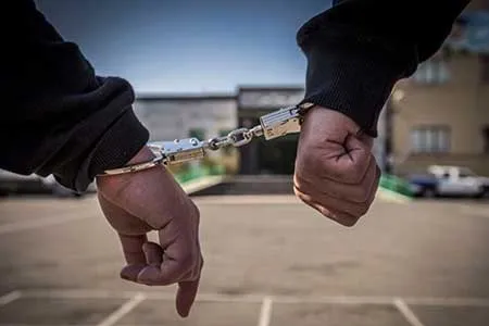 کشف ۲۷ دستگاه موتورسیکلت و خودروی مسروقه / ۶۱ متهم و مظنون دستگیر شدند