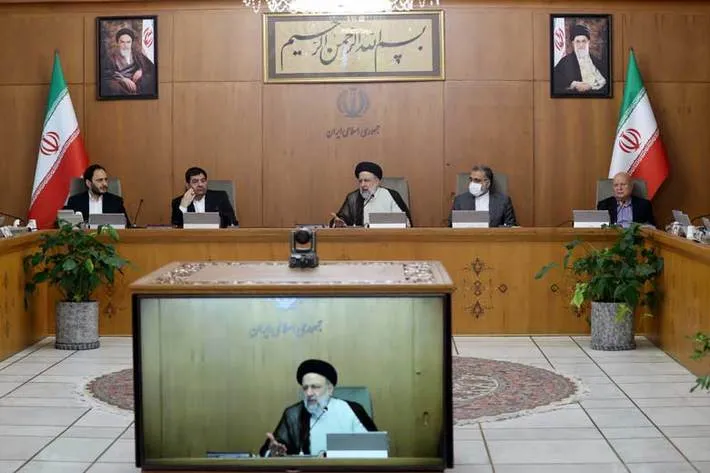 تاکید بر حضور سرزده در ادارات و ارتباط بی‌واسطه با ارباب رجوع