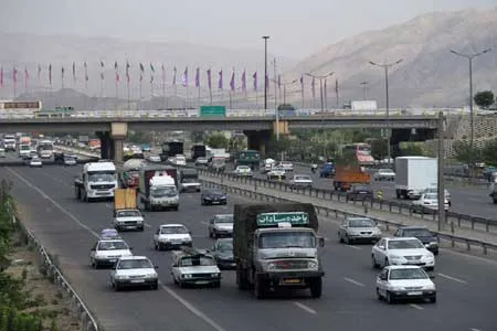 علت اصلی ترافیک در بزرگراه آزادگان چیست؟