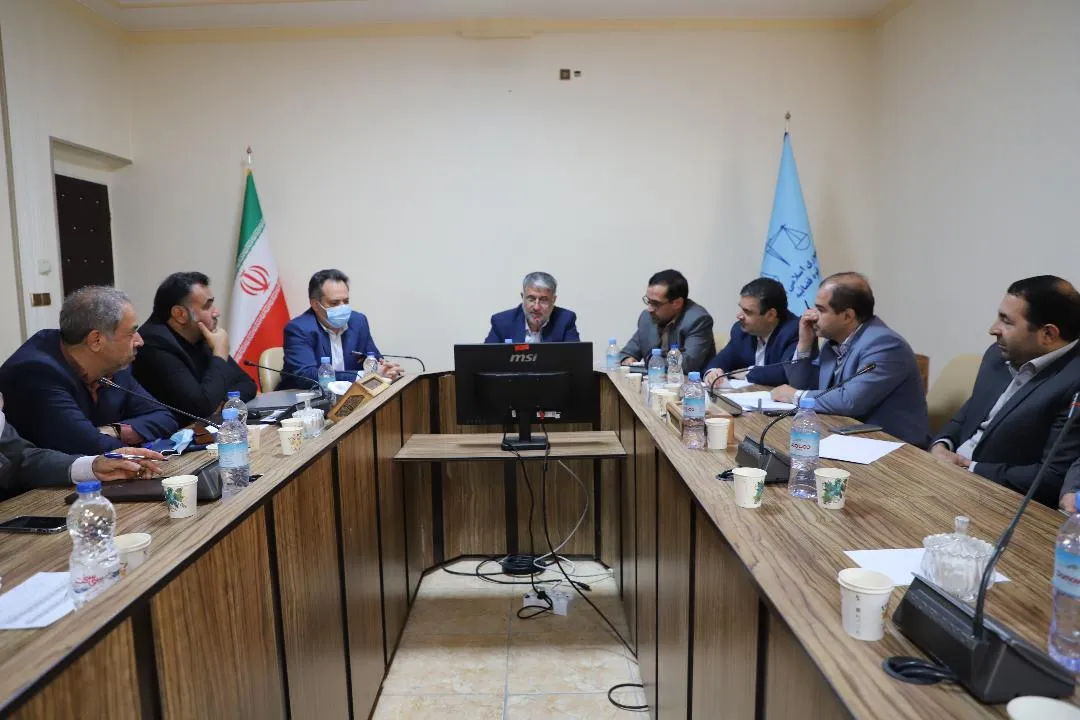 قاضی، سنگ صبور مراجعین باشد