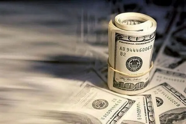 نوسان قیمت ارز در اولین روز هفته؛ دلار ۲۷ هزار و ۶۴۰ تومان شد