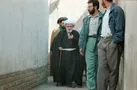نگاه تند که سبب ایذای یک مؤمن و یا هتک حرمت او شود، حرام است