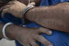 کشف ۱۰ کیلو تریاک از کولر گازی / قاچاقچی حرفه‌ای شرق تهران دستگیر شد