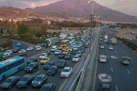 کمترین تردد جاده ای بین ساعات 3 تا 4 صبح / 11 جاده مسدود است
