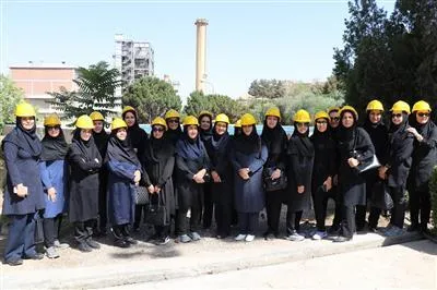 بازدید بانوان ستاد از نیروگاه اصفهان