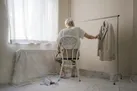 حرمت شکسته موی سفید