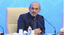 خبرنگار چشم بیدار جامعه و زبان گویای روزگار خویش است