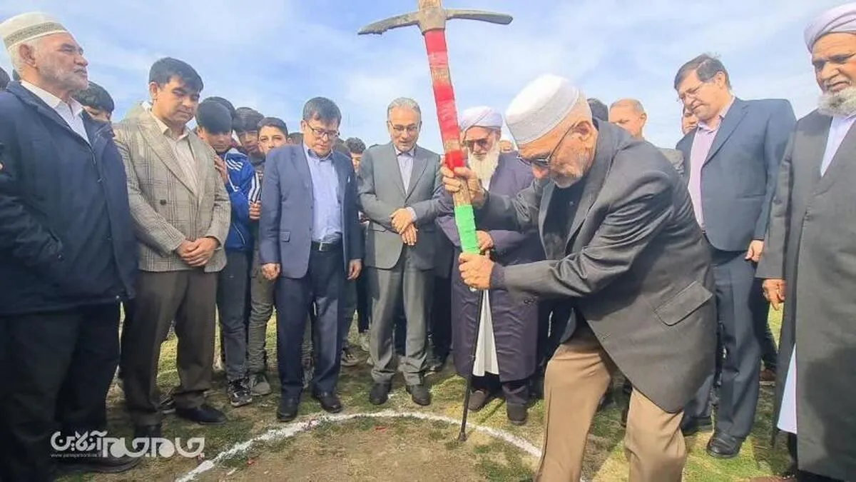 کلنگ‌ مدرسه خیرساز «انقلاب» بصیرآباد گمیشان به زمین زده شد