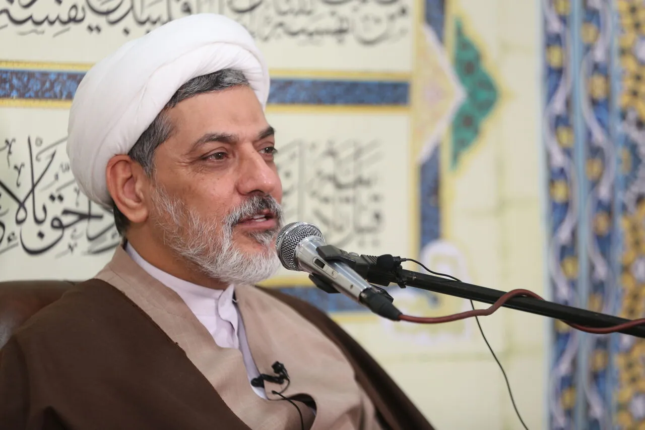 پیامبر اکرم(ص)؛ ده ویژگی و چهار وظیفه مؤمنان