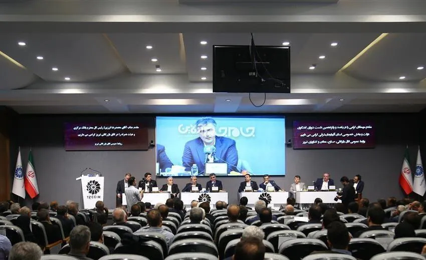 تخصیص ۲۴۹ میلیون دلار ارز مورد نیاز واردکنندگان ماشین‌آلات واحدهای صنعتی آذربایجان‌شرقی