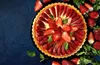 طرز تهیه تارت فلپ‌جک توت‌فرنگی با پنیر ریکوتا؛ دسری ساده و خوشمزه
