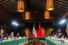 با همتای چینی بر تداوم همکاری و مقابله با یکجانبه گرایی و تحریم تأکید کردیم