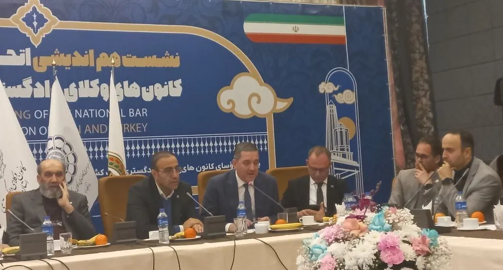 استقلال وکلا را نباید امتیازی برای این قشر تلقی کرد