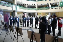 برپایی نمایشگاه «ایستاده در غبار»