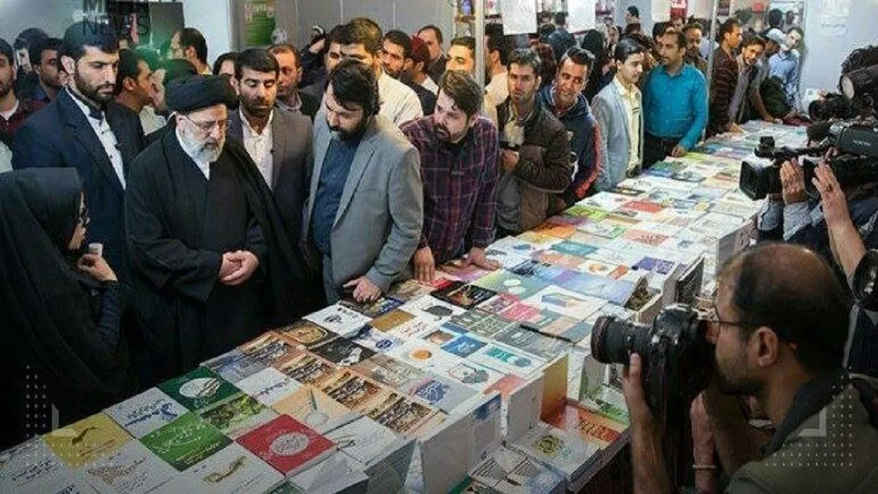ببینید | بازدید رئیس جمهور از نمایشگاه کتاب