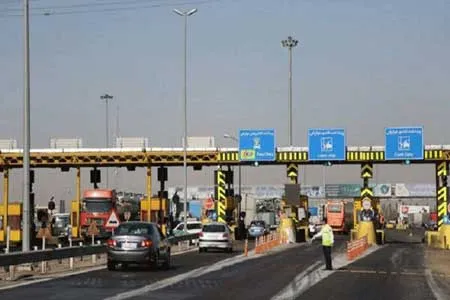 اخذ عوارض آزادراه‌ها تا پایان سال الکترونیکی می‌شود