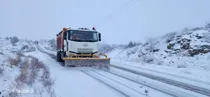 ۶۳۵۵ کیلومتر باند برف روبی توسط خادمان راه خراسان شمالی طی ۵ روز/ اسکان اضطراری ۶۵ مسافر در راه مانده