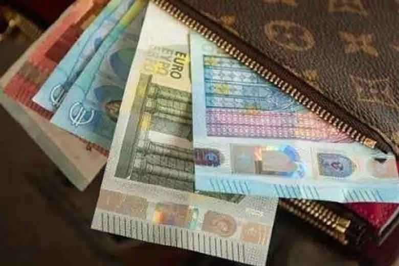 شرط جدید دریافت ارز مسافرتی اعلام شد