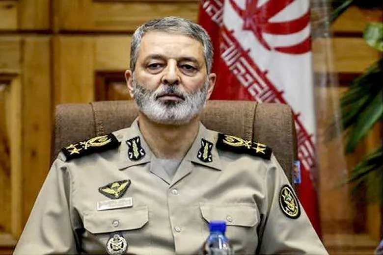 جزئیات برخورد ناوشکن جماران با قایق‌ آمریکایی