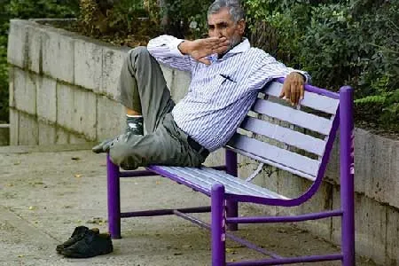 بازنشستگان فاقد مسکن خانه دار می‌شوند