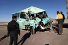 ۱۸ کشته و مصدوم بر اثر تصادف مینی‌ بوس با سمند