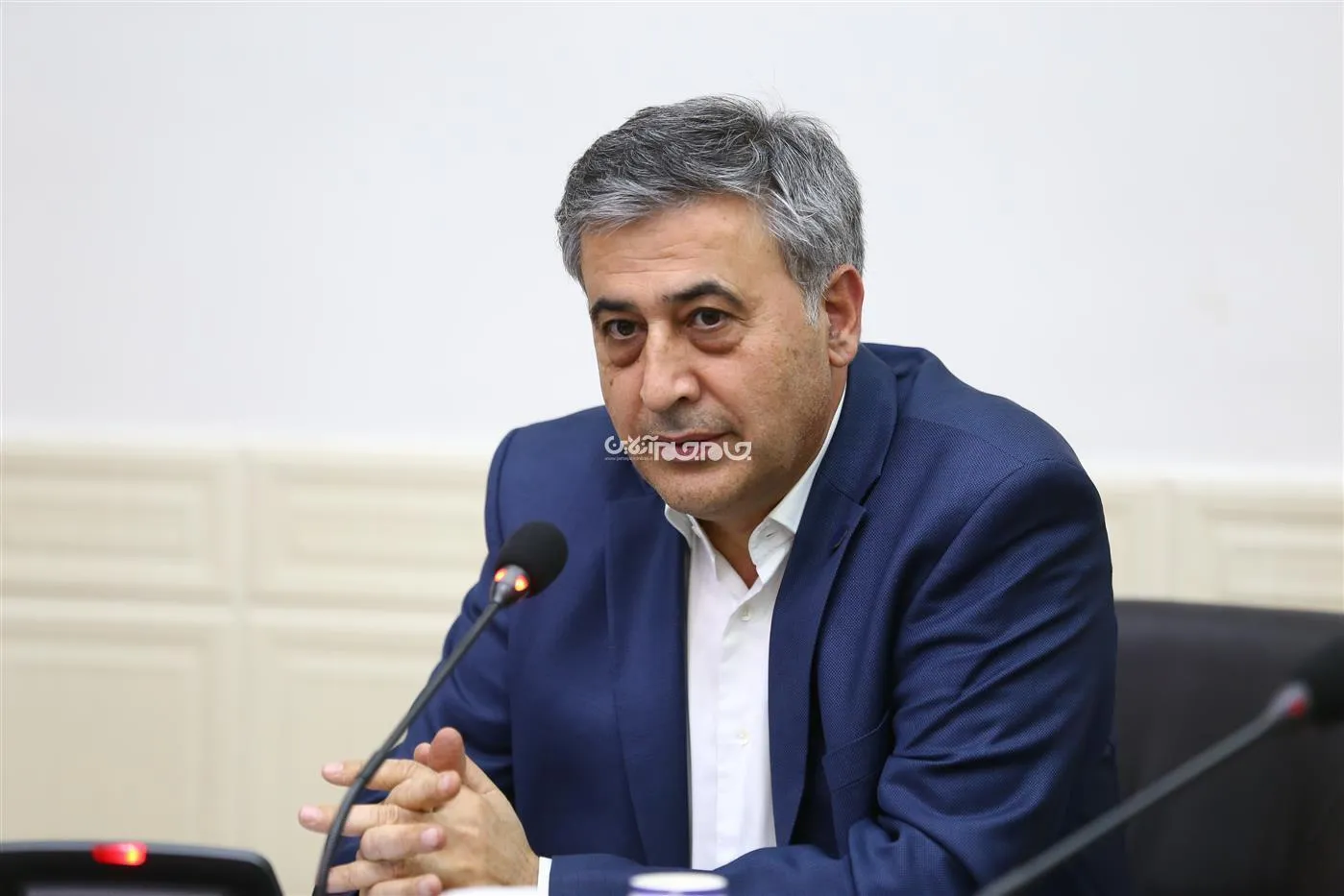 آگاه‌سازی صنایع در خصوص اهمیت ورود به حوزه انرژی‌های تجدیدپذیر