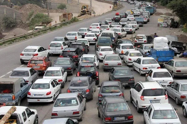 جاده کندوان برای دومین بار در ۲۴ گذشته به دلیل ترافیک سنگین یک‌طرفه شد