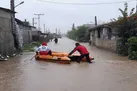 نجات ۵۴ خودرو از کولاک و سیل / تلاش نیرو‌های هلال احمر برای امدادرسانی به سیل‌زدگان ادامه دارد