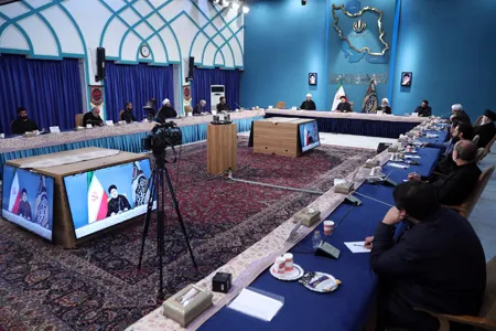 راهپیمایی اربعین جلوه‌ای از فرهنگ عاشورا و ظهور و بروز جبهه بین‌المللی مقاومت است