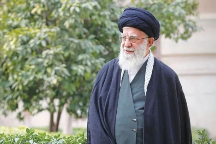 آیت الله خامنه ای